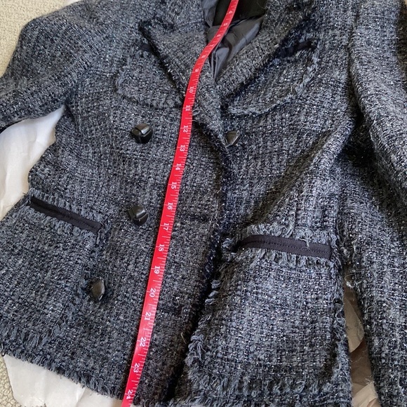 Classic Chanel style jacket - Picture 9 of 13